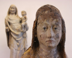 Espozycja rzeźb będących obiektami prac studenckich, Pracownia Konserwacji i Restauracji Rzeźby Drewnianej Polichromowanej , rok akademicki 2020/2021, fot. dr Janusz Sarkowicz Espozycja rzeźb będących obiektami prac studenckich, Pracownia Konserwacji i Restauracji Rzeźby Drewnianej Polichromowanej , rok akademicki 2020/2021, fot. dr Janusz Sarkowicz