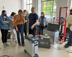 Warsztaty "Lasery i bezpieczeństwo ich użytkowania” przeprowadzone przez Pogotowie Konserwatorskie MIK i WAT w Warszawie, Pracownia Konserwacji Rzeźby Kamiennej, Stiuku i Ceramiki, rok akademicki 2020/2021, fot. mgr Marek Wawrzkiewicz Warsztaty "Lasery i bezpieczeństwo ich użytkowania” przeprowadzone przez Pogotowie Konserwatorskie MIK i WAT w Warszawie, Pracownia Konserwacji Rzeźby Kamiennej, Stiuku i Ceramiki, rok akademicki 2020/2021, fot. mgr Marek Wawrzkiewicz