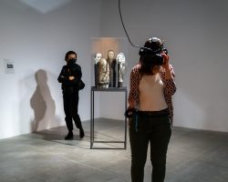 Wernisaż wystawy "Przemiany" (17.10.2021) w ramach Open Eyes Art Festival, fot. Wawrzyniec Woźniak