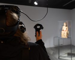 Wernisaż wystawy "Przemiany" (17.10.2021) w ramach Open Eyes Art Festival, fot. Wawrzyniec Woźniak